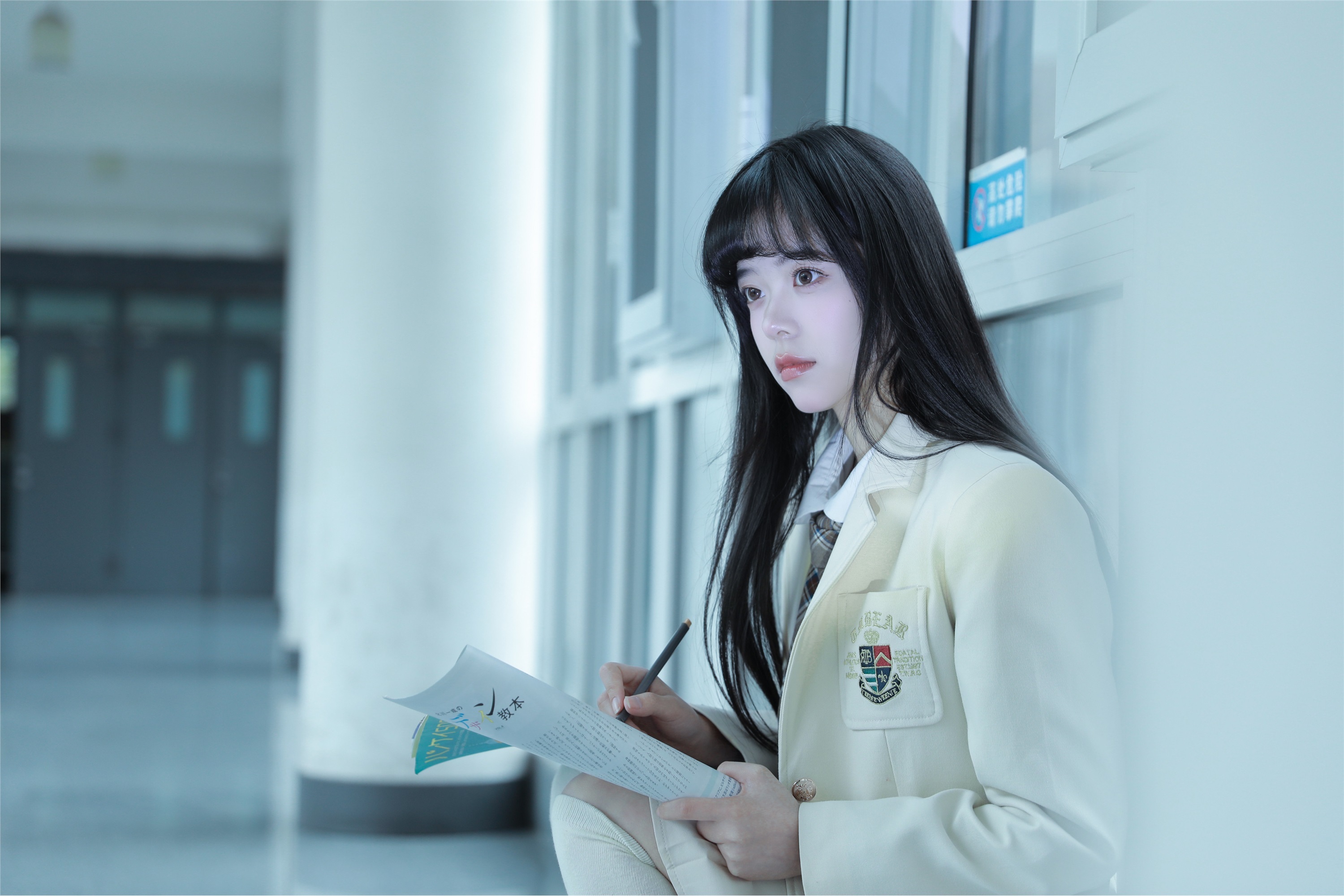 YITUYU艺图语 2025.01.04 楼梯间 姜见过